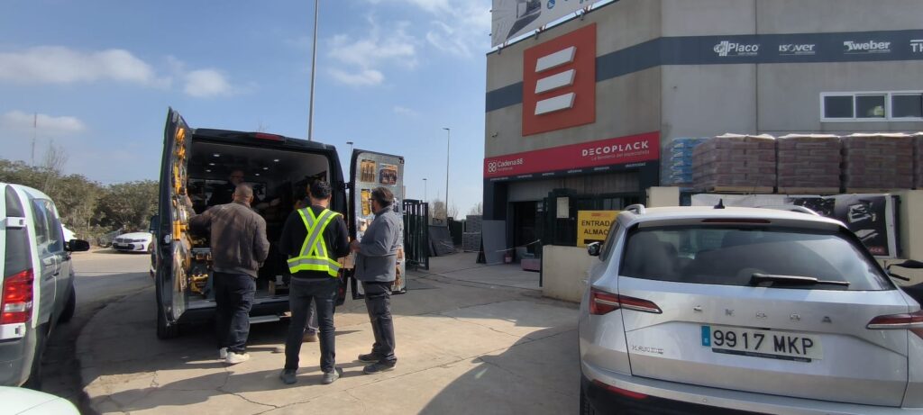 visita del furgón de DeWalt